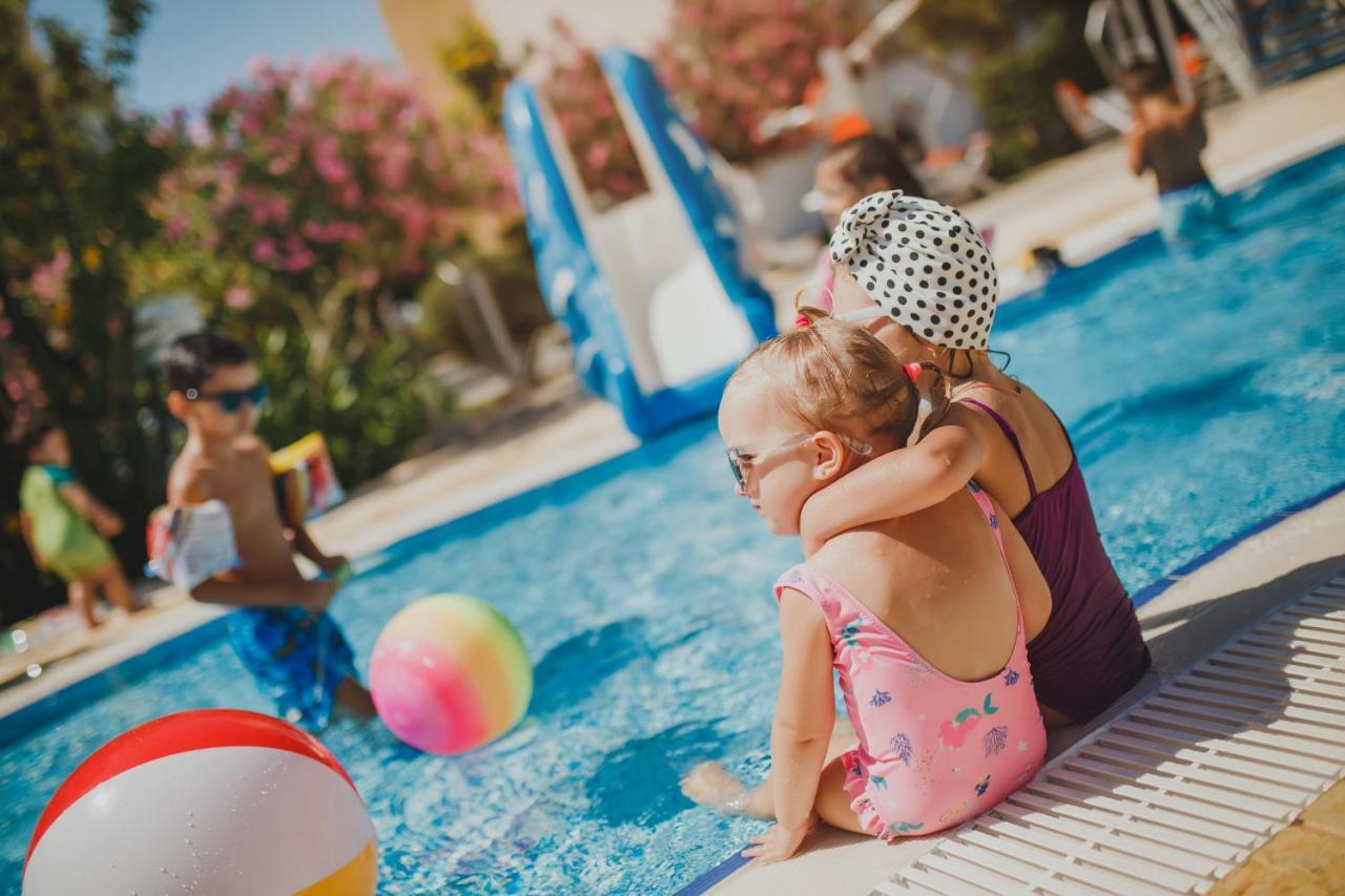 Caesar Resort & Spa Trikomo Εξωτερικό φωτογραφία